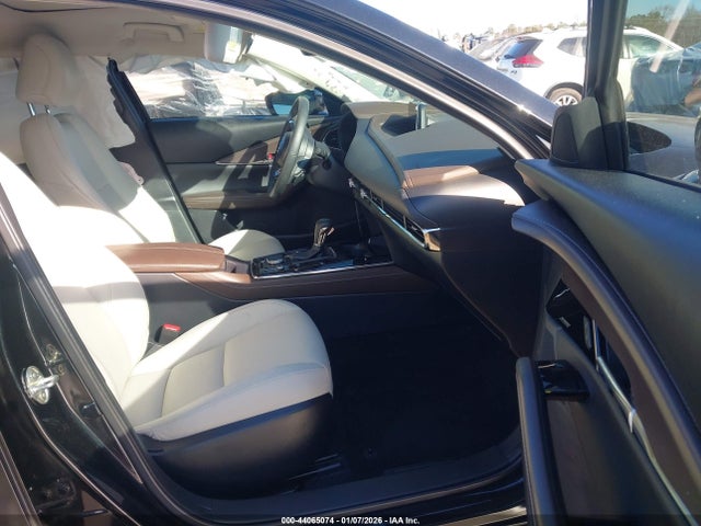 Продаж на аукціоні авто 2024 Mazda Cx-30 2.5 S Premium Package, vin: 3MVDMBDM2RM671628, номер лоту: 44065074