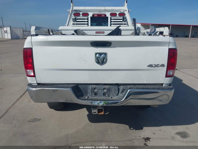 3C6UR5HJXJG332792 RAM 2500 Tradesman 4x4 8&#039; Box