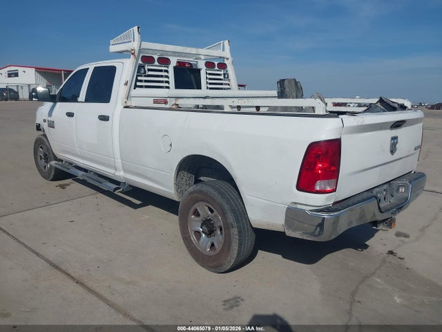 3C6UR5HJXJG332792 RAM 2500 Tradesman 4x4 8&#039; Box