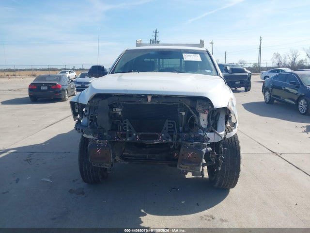 3C6UR5HJXJG332792 RAM 2500 Tradesman 4x4 8&#039; Box