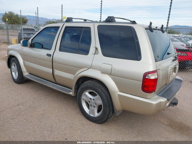 2001 INFINITI QX4 JNRDR09X71W204171 Photo 2