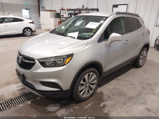 Buick Encore Preferred 2018 KL4CJESB4JB586059 Image 2
