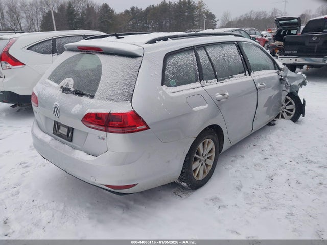 3VWC17AU0HM502212 Volkswagen Golf Sportwagen Tsi S
