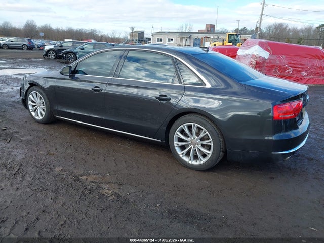 2011 AUDI A8 L WAURVAFD8BN004647 Photo 2