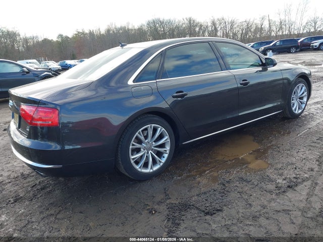 2011 AUDI A8 L WAURVAFD8BN004647 Photo 3