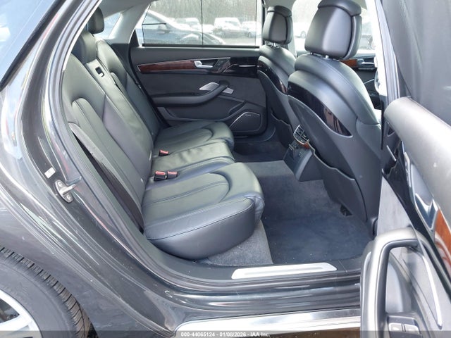 2011 AUDI A8 L WAURVAFD8BN004647 Photo 7