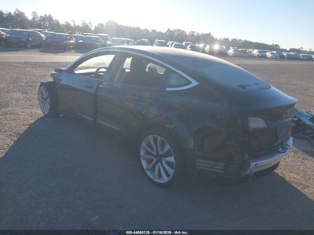 2020 TESLA MODEL 3 5YJ3E1EB0LF600649 Photo 2