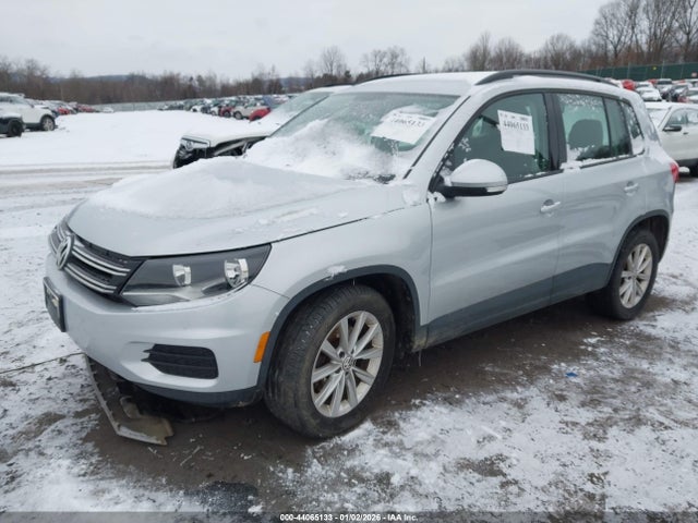 Продаж на аукціоні авто 2018 Volkswagen Tiguan Limited 2.0t, vin: WVGBV7AX4JK004195, номер лоту: 44065133