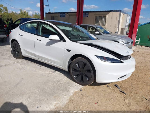 2025 TESLA MODEL 3 5YJ3E1EA1SF033535 Photo 0