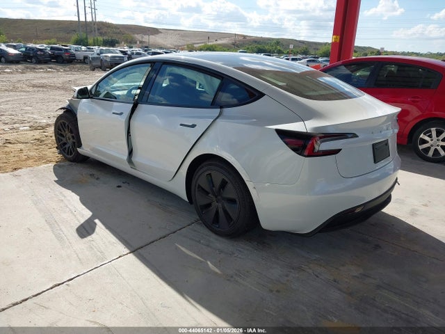 2025 TESLA MODEL 3 5YJ3E1EA1SF033535 Photo 2