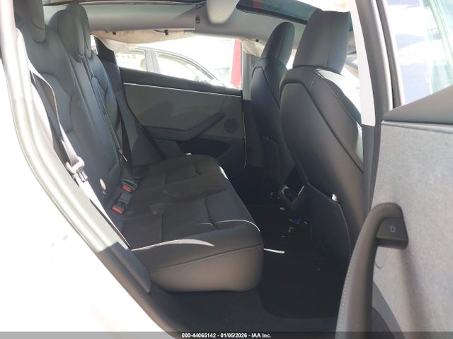 2025 TESLA MODEL 3 5YJ3E1EA1SF033535 Photo 7