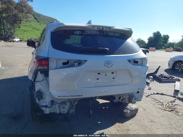 5TDKDRAHXRS529794 Toyota Highlander Xse