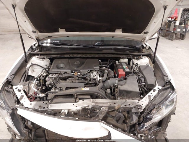 4T1B11HK4JU678175 Toyota CAMRY SE