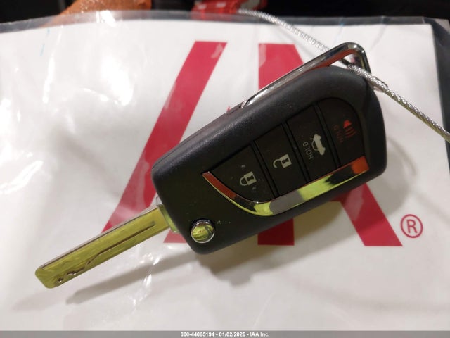 4T1B11HK4JU678175 Toyota CAMRY SE