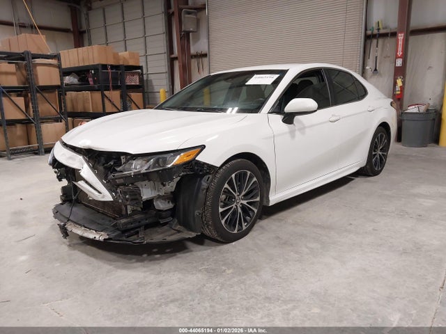 4T1B11HK4JU678175 Toyota CAMRY SE