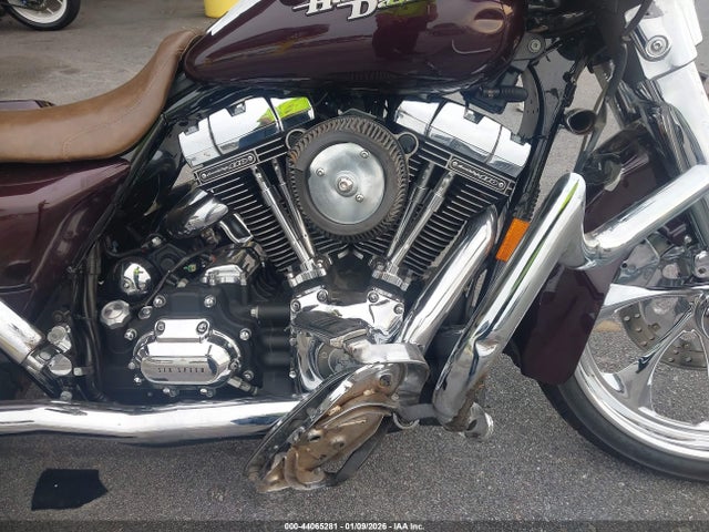 2007 HARLEY-DAVIDSON FLHX 1HD1KB4117Y632738 Photo 7