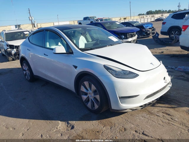 2022 TESLA MODEL Y 7SAYGAEE5NF381008 Photo 0