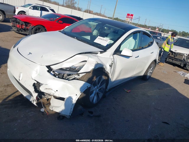 2022 TESLA MODEL Y 7SAYGAEE5NF381008 Photo 5