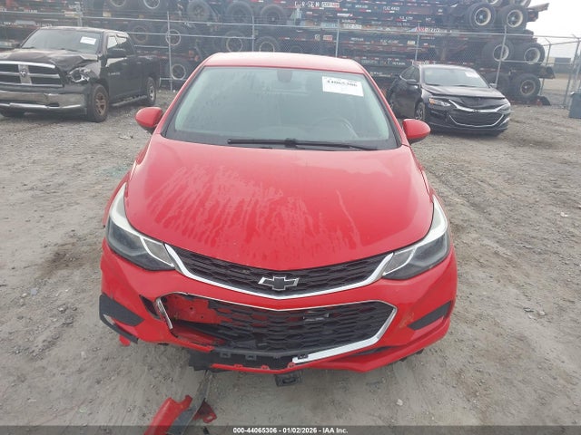 1G1BE5SM6H7263905 Chevrolet Cruze Lt Auto
