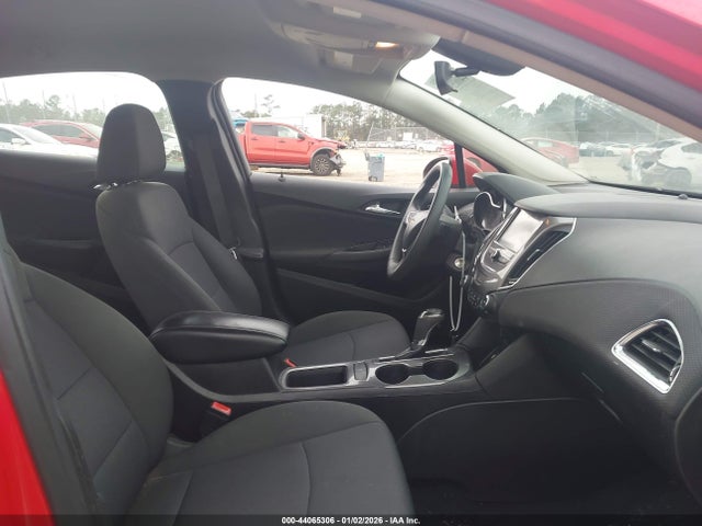 1G1BE5SM6H7263905 Chevrolet Cruze Lt Auto