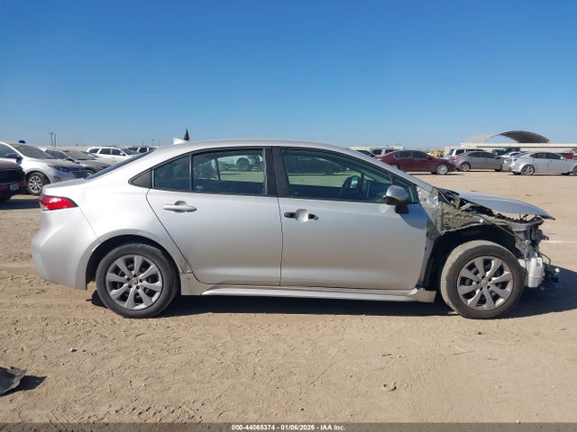 Toyota COROLLA LE 2021 5YFEPMAE3MP248449 Image 14