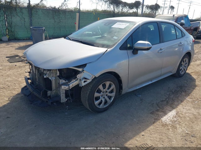 Toyota COROLLA LE 2021 5YFEPMAE3MP248449 Image 2