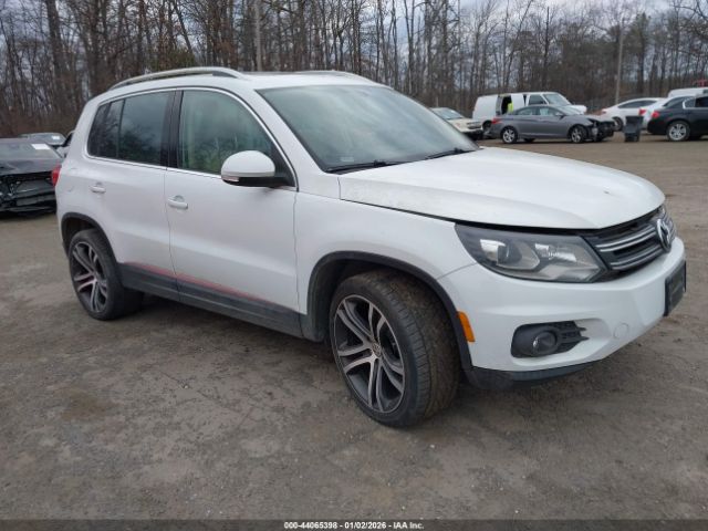 2016 VOLKSWAGEN TIGUAN WVGAV7AX8GW509217