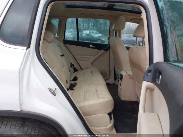 2016 VOLKSWAGEN TIGUAN WVGAV7AX8GW509217 Photo 7