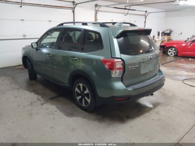 2018 SUBARU FORESTER JF2SJAGC4JH480690 Photo 2