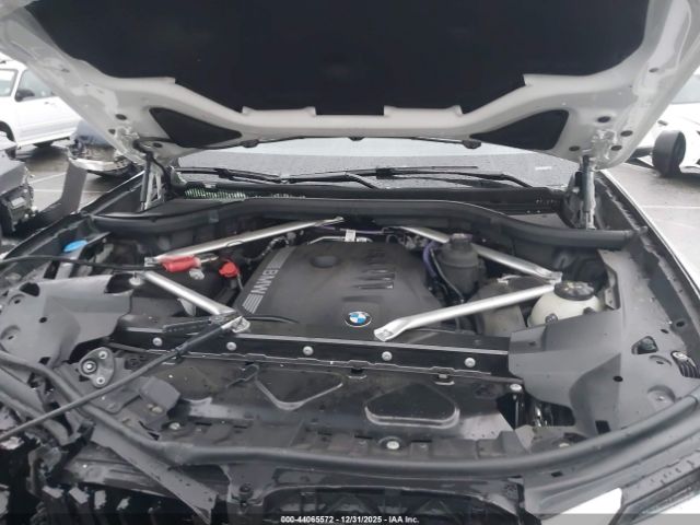 2025 BMW X7 5UX23EM01S9Z24399 Photo 9