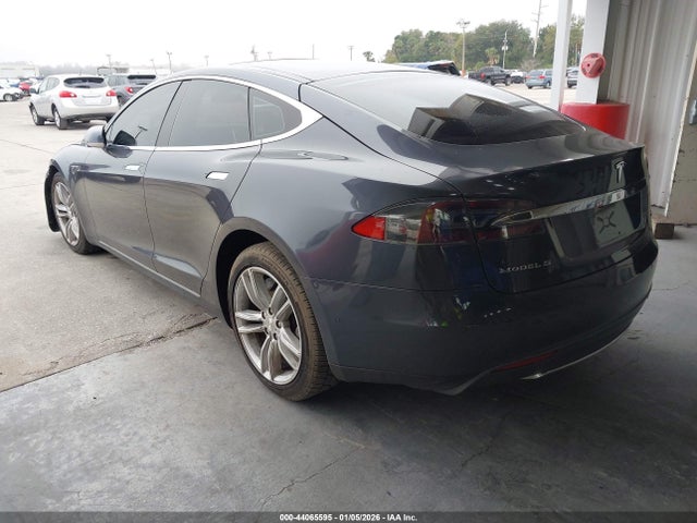 2016 TESLA MODEL S 5YJSA1E2XGF122396 Photo 2
