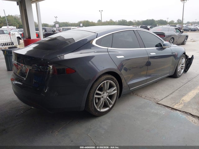 2016 TESLA MODEL S 5YJSA1E2XGF122396 Photo 3