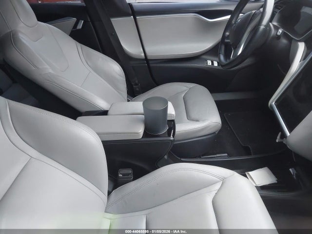 2016 TESLA MODEL S 5YJSA1E2XGF122396 Photo 4
