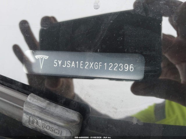 2016 TESLA MODEL S 5YJSA1E2XGF122396 Photo 8