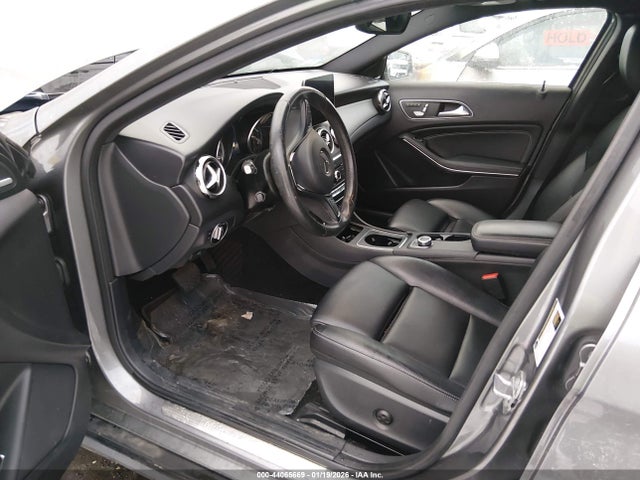 2020 MERCEDES-BENZ GLA 250 WDCTG4GB7LJ661704 Photo 4
