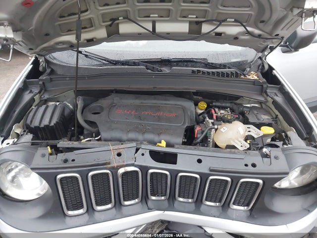 Продаж на аукціоні авто 2018 Jeep Renegade Sport 4x4, vin: ZACCJBAB9JPH71977, номер лоту: 44065684