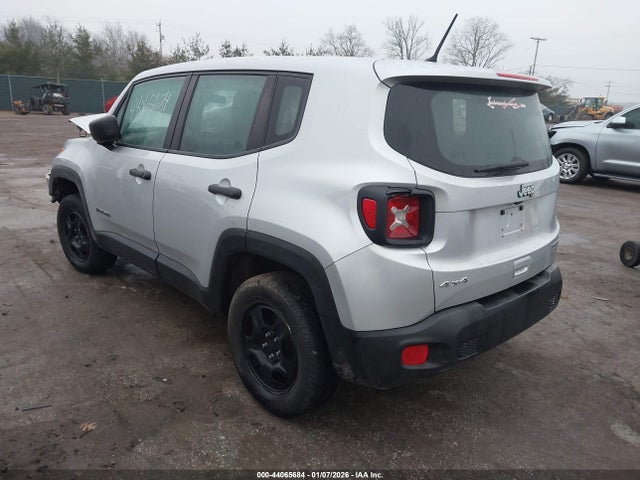 Продаж на аукціоні авто 2018 Jeep Renegade Sport 4x4, vin: ZACCJBAB9JPH71977, номер лоту: 44065684