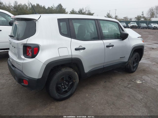 Продаж на аукціоні авто 2018 Jeep Renegade Sport 4x4, vin: ZACCJBAB9JPH71977, номер лоту: 44065684