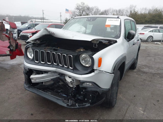 Продаж на аукціоні авто 2018 Jeep Renegade Sport 4x4, vin: ZACCJBAB9JPH71977, номер лоту: 44065684