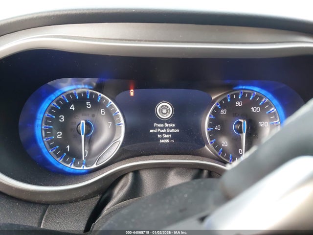 Продажа на аукционе авто 2022 Chrysler Pacifica Touring L, vin: 2C4RC1BG3NR233625, номер лота: 44065718