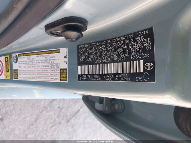 Toyota Prius Three 2015 JTDKN3DU1F1913121 Image 9