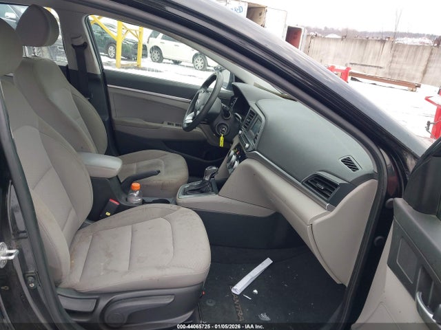 2019 HYUNDAI ELANTRA KMHD74LF2KU878721 Photo 4