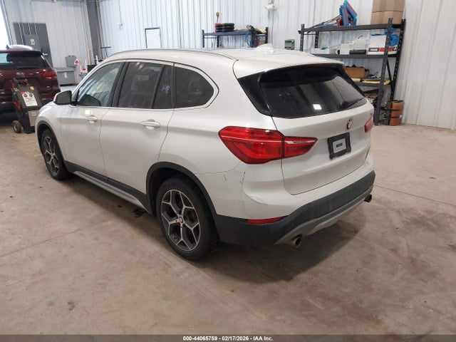 BMW X1 Xdrive28i 2016 WBXHT3C30G5E47268 Image 3