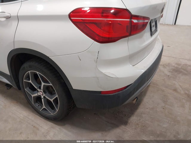 BMW X1 Xdrive28i 2016 WBXHT3C30G5E47268 Image 6