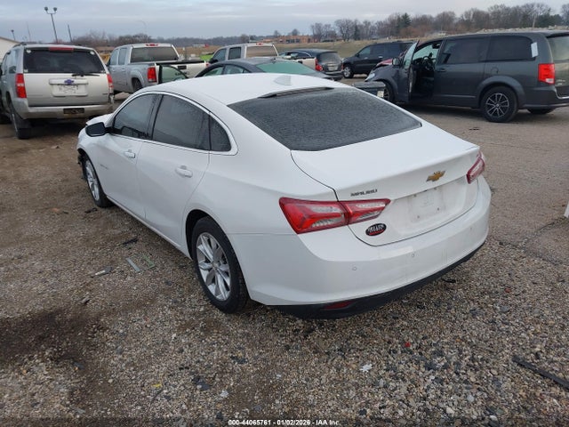2019 CHEVROLET MALIBU 1G1ZD5ST4KF152629 Photo 2
