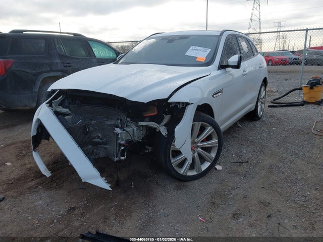 2017 JAGUAR F-PACE SADCJ2BV2HA075243 Photo 1