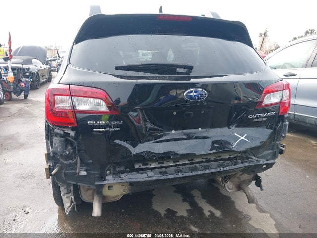 Subaru Outback 3.6r Limited 2018 4S4BSENCXJ3290570 Image 17