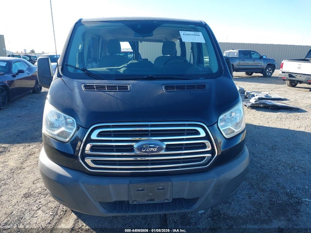 1FMZK1YM6HKA60729 Ford Transit-150 Xlt