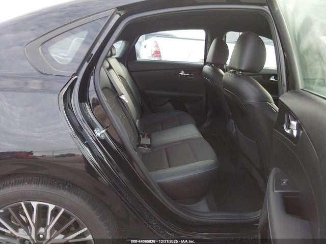 3KPF54AD0RE763404 KIA Forte Gt-line