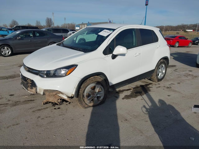2021 CHEVROLET TRAX KL7CJKSB2MB302241 Photo 1